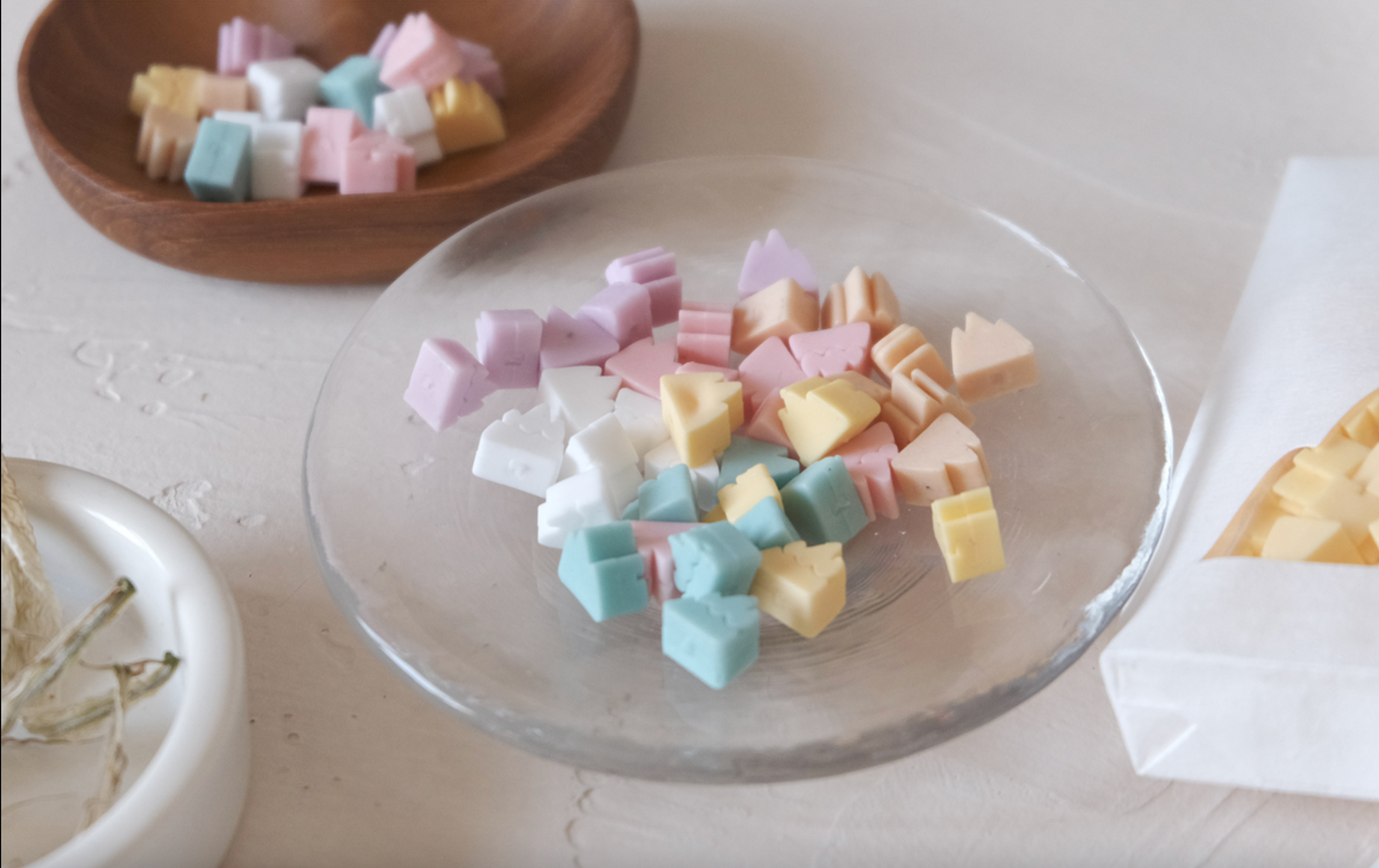 Mossland Gummy Island Wax Seal Beads (3 colours) - Smidapaper Ikigai Shop
