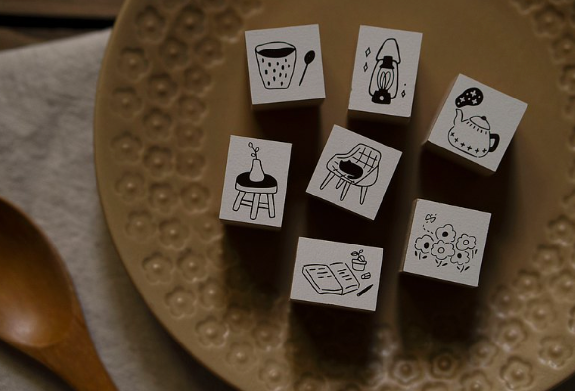 Ivy Snow Daily Rubber Stamp