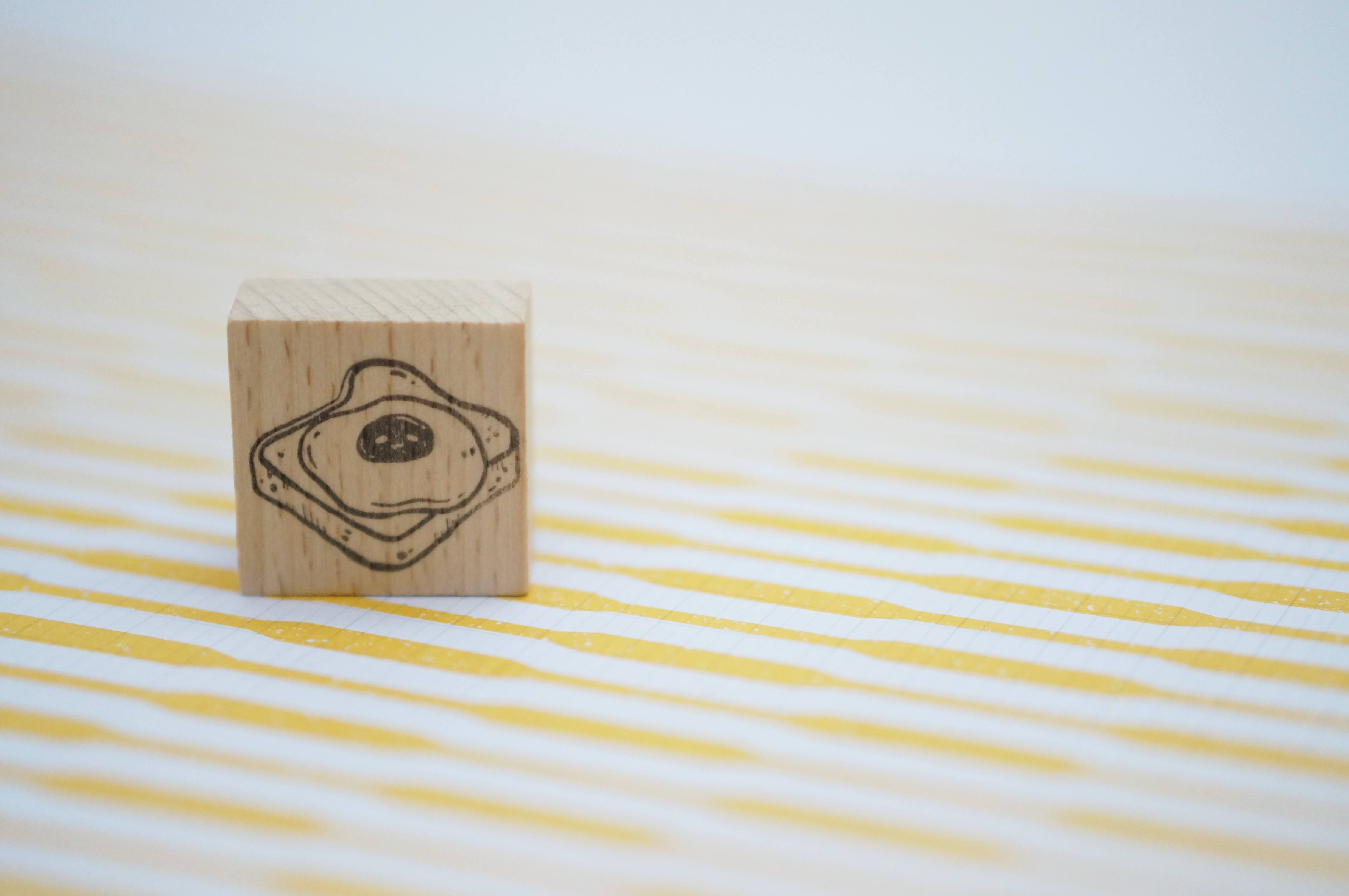 Kami Kami- Tamago: Toast Rubber Stamp - Smidapaper Ikigai Shop